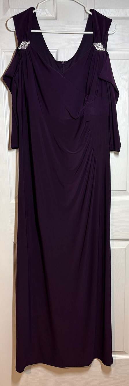 R&M Richards Women Plus Size Cold Shoulder Embellished V-Neck Evening Gown, 14W